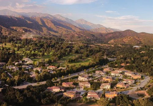 Residential neighborhoods in Aliso Viejo, California — family-friendly South Orange County community with homes, parks, and top neighborhoods